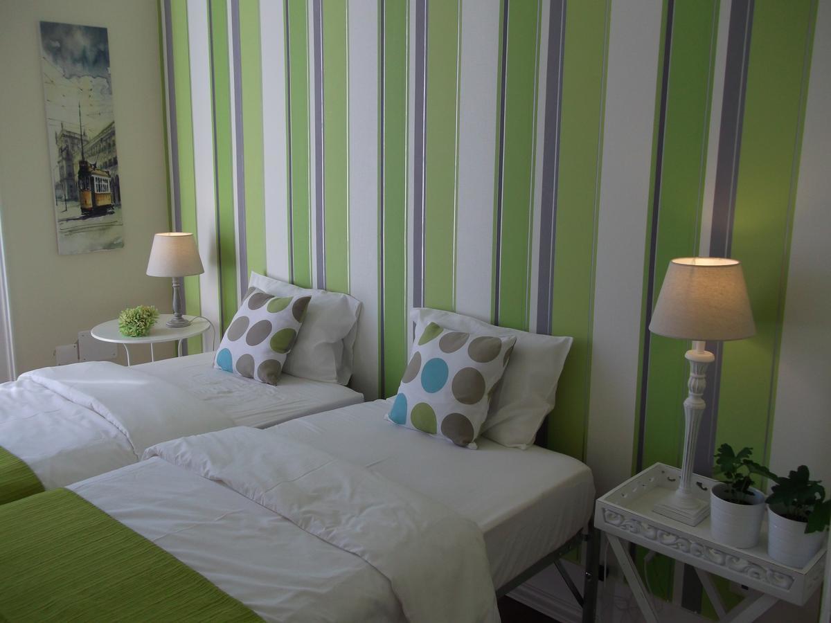 Apartment Angola Floor 6 Bedrooms Lissabon